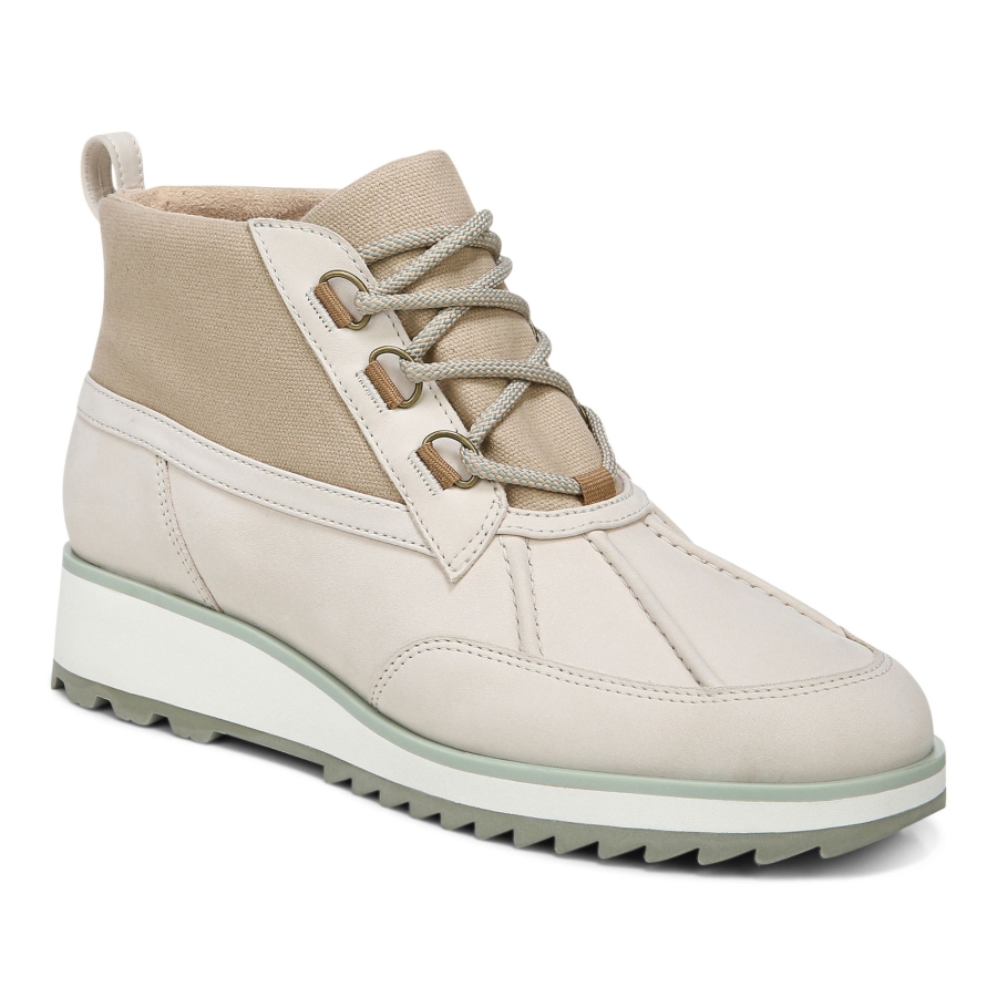 Nolan Boot Vionic Creme