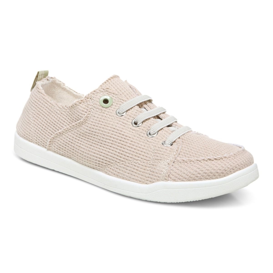 Creme Gestrickt